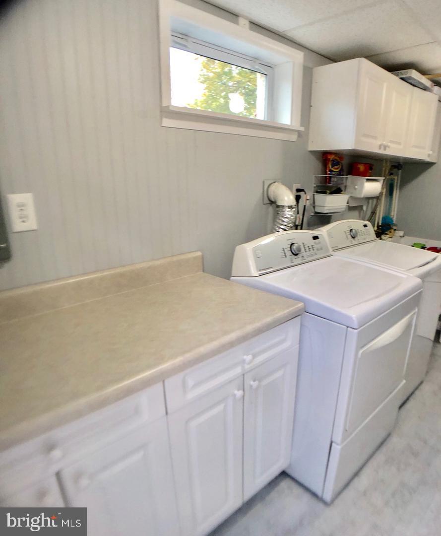 504 Sicklerville Road Williamstown, NJ 08094 - Photo 16 of 39 Laundry area/mudroom