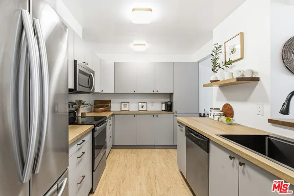 $3,695 | 5625 Green Valley Circle, Unit 208, Culver City, CA 90230