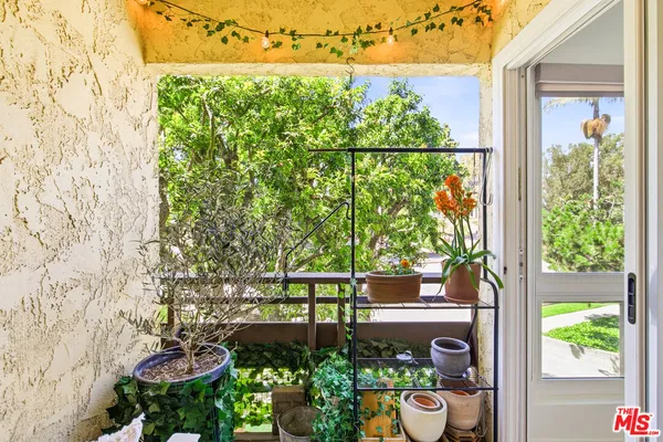 $3,695 | 5625 Green Valley Circle, Unit 208, Culver City, CA 90230