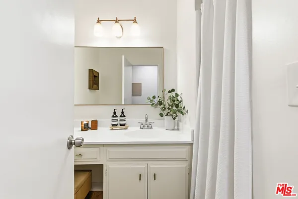 $3,695 | 5625 Green Valley Circle, Unit 208, Culver City, CA 90230