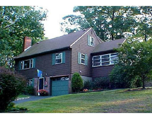 5 Beechwood Road Lynnfield, MA 01940 - Photo 1 of 1 Gallery Image 1