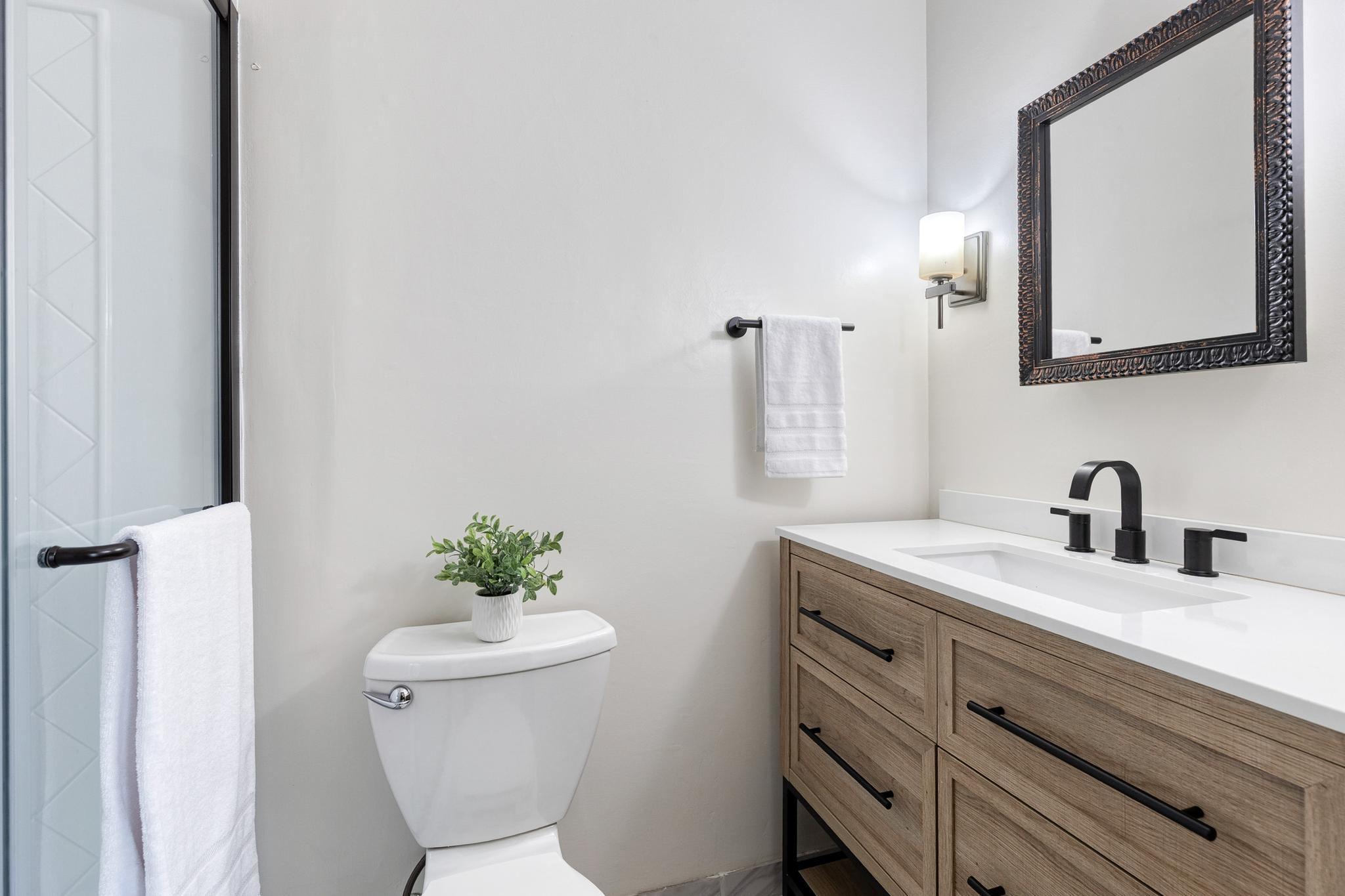 1608 Weyburn Road Baltimore, MD 21237 - Photo 24 of 47 Primary Bath
