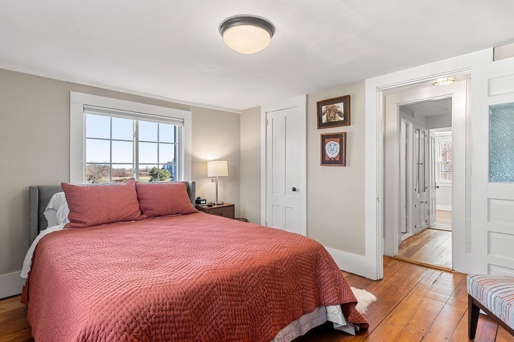 161 High Road Newbury, MA 01951 - Photo 26 of 39 a bedroom with a large bed and a window