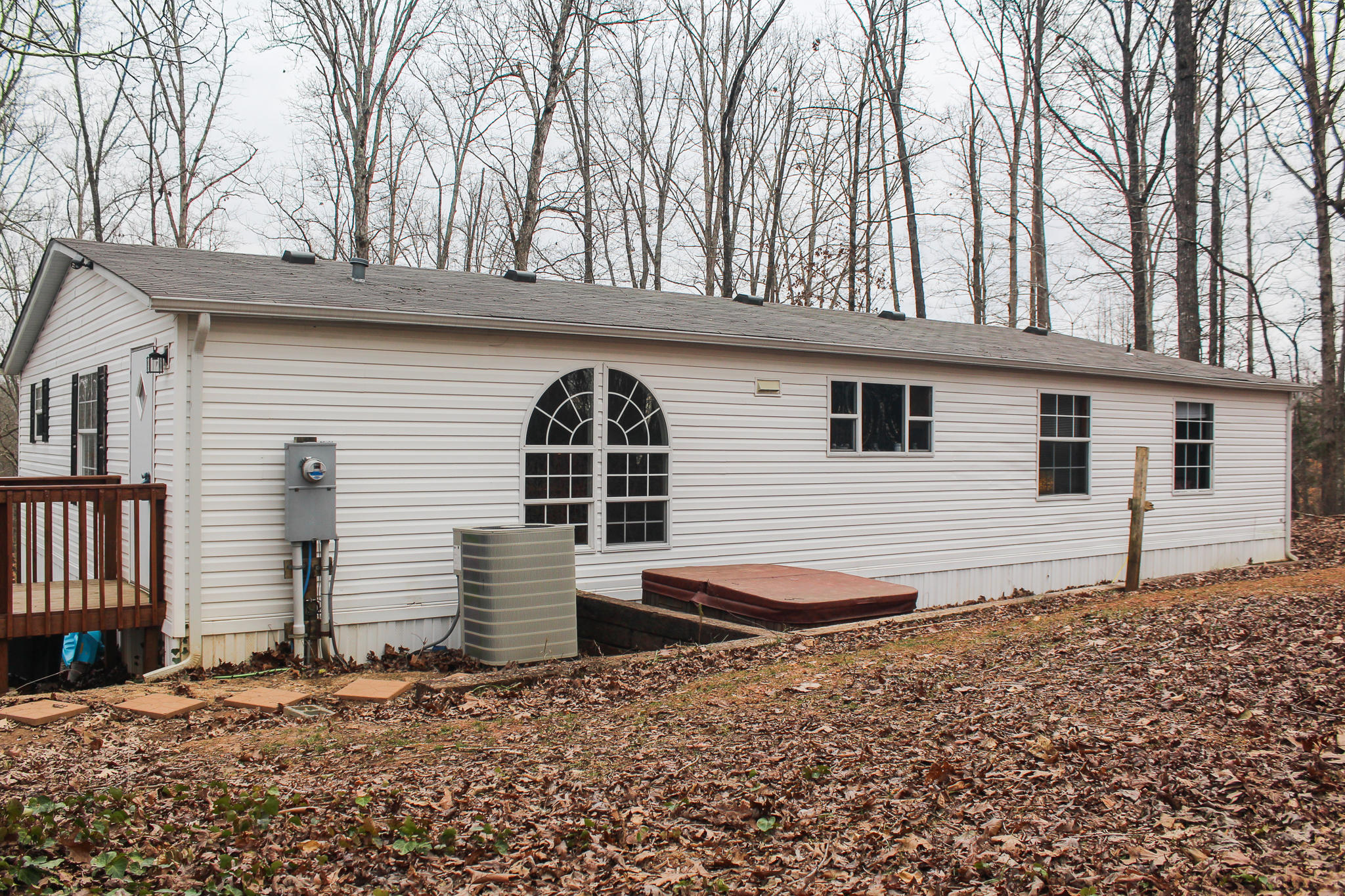 332 Suddath Road Ten Mile, TN 37880 - Photo 2 of 33 IMG_2155-Edit