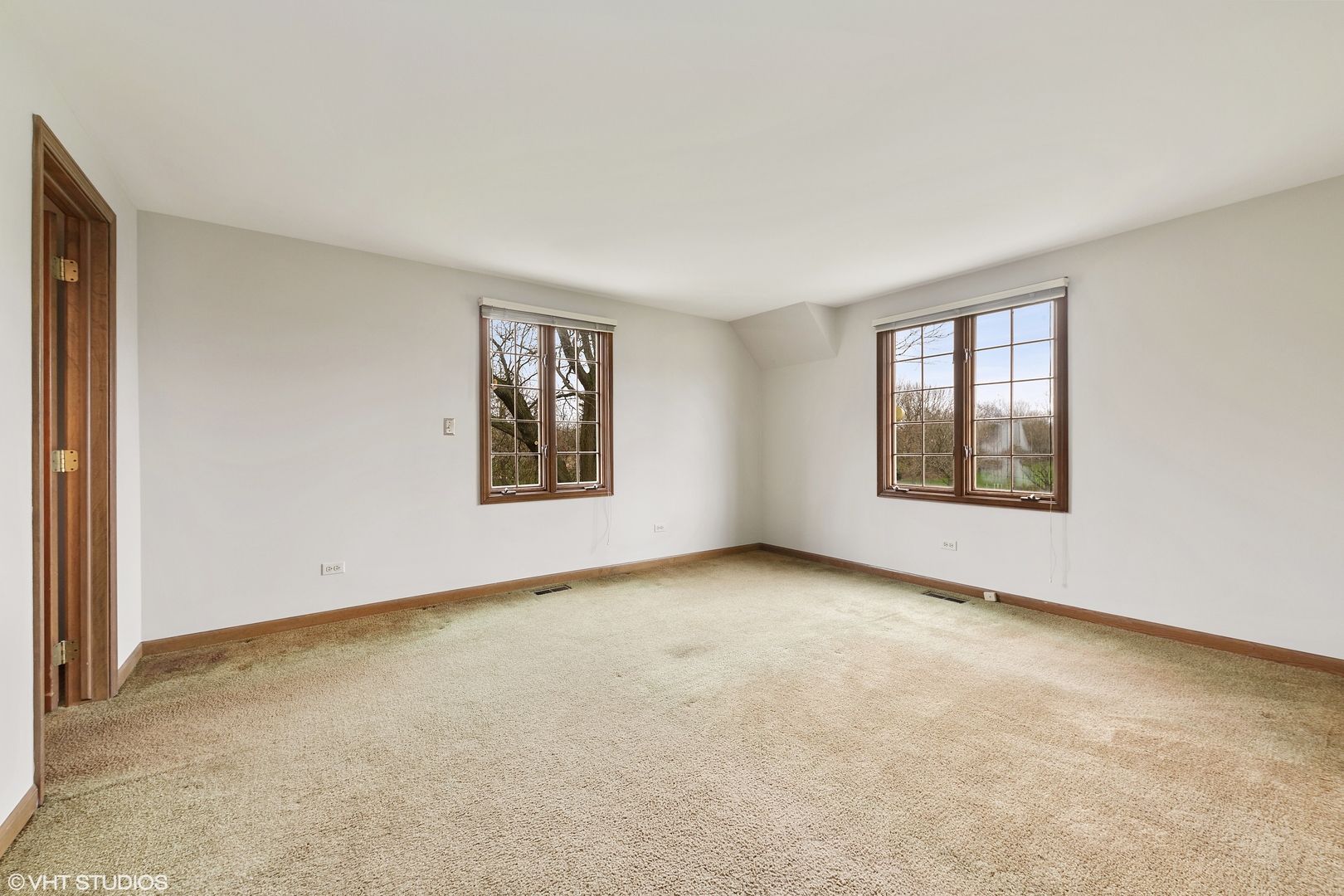 559 Macbain Way Inverness, IL 60010 - Photo 14 of 24