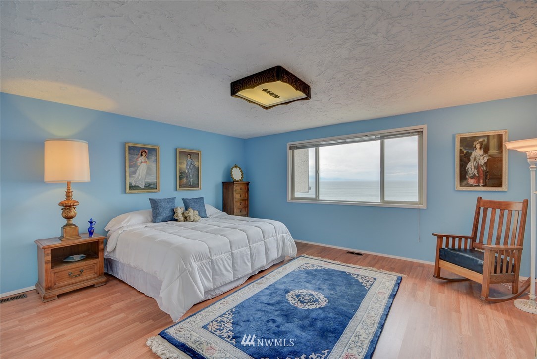 2057 West Beach Road Oak Harbor, WA 98277 - Photo 20 of 25 Gallery Image 20