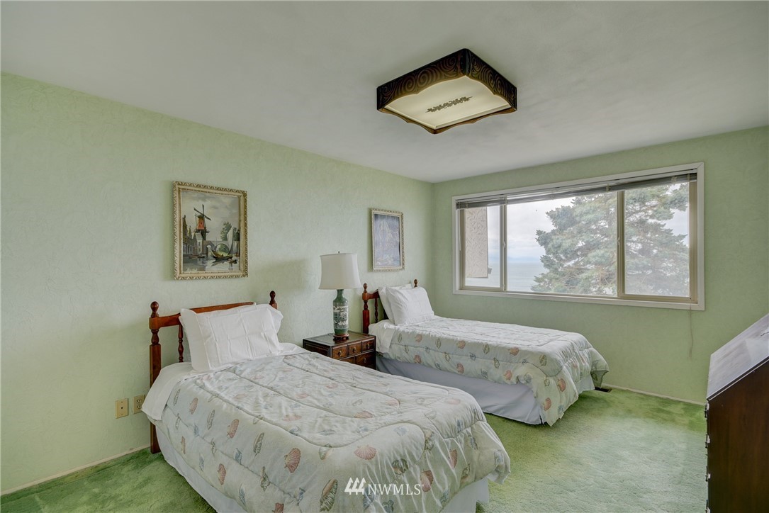 2057 West Beach Road Oak Harbor, WA 98277 - Photo 22 of 25 Gallery Image 22