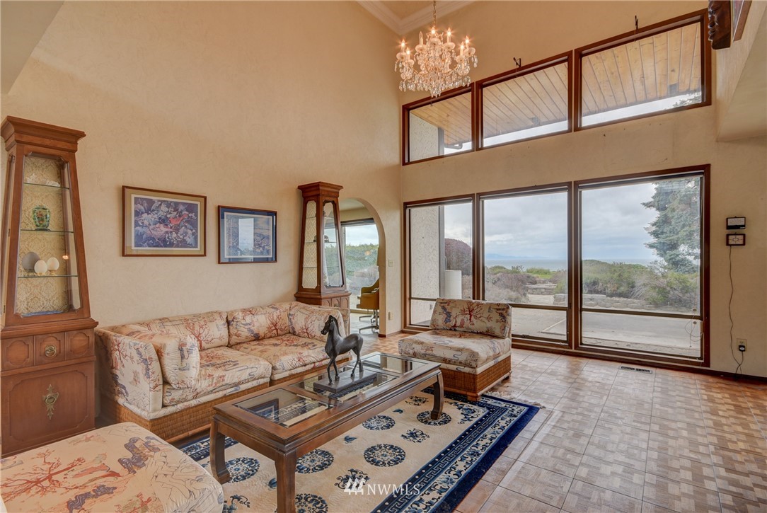2057 West Beach Road Oak Harbor, WA 98277 - Photo 9 of 25 Gallery Image 9