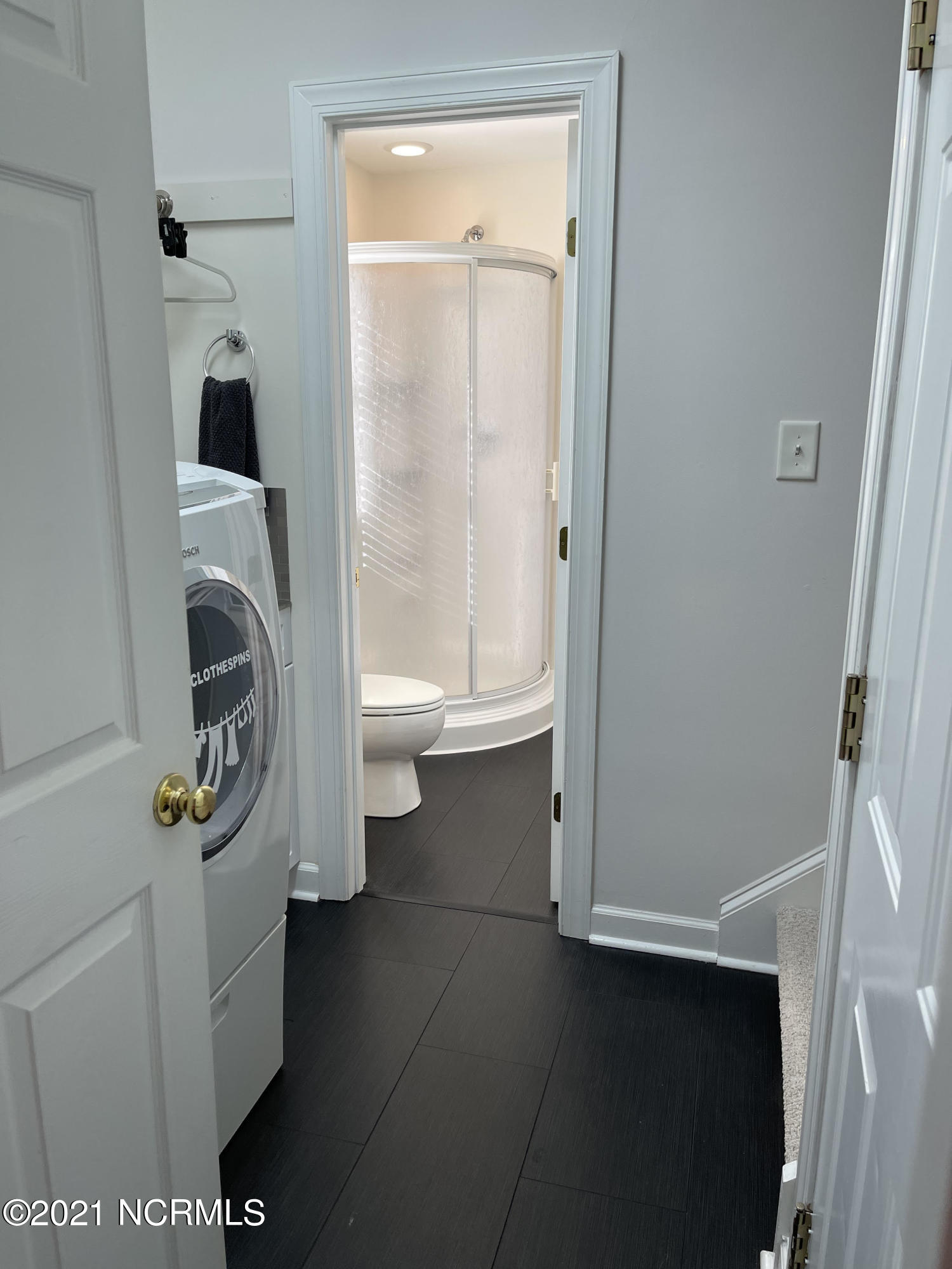 106 Moores Farm Road Havelock, NC 28532 - Photo 27 of 35 laundry room