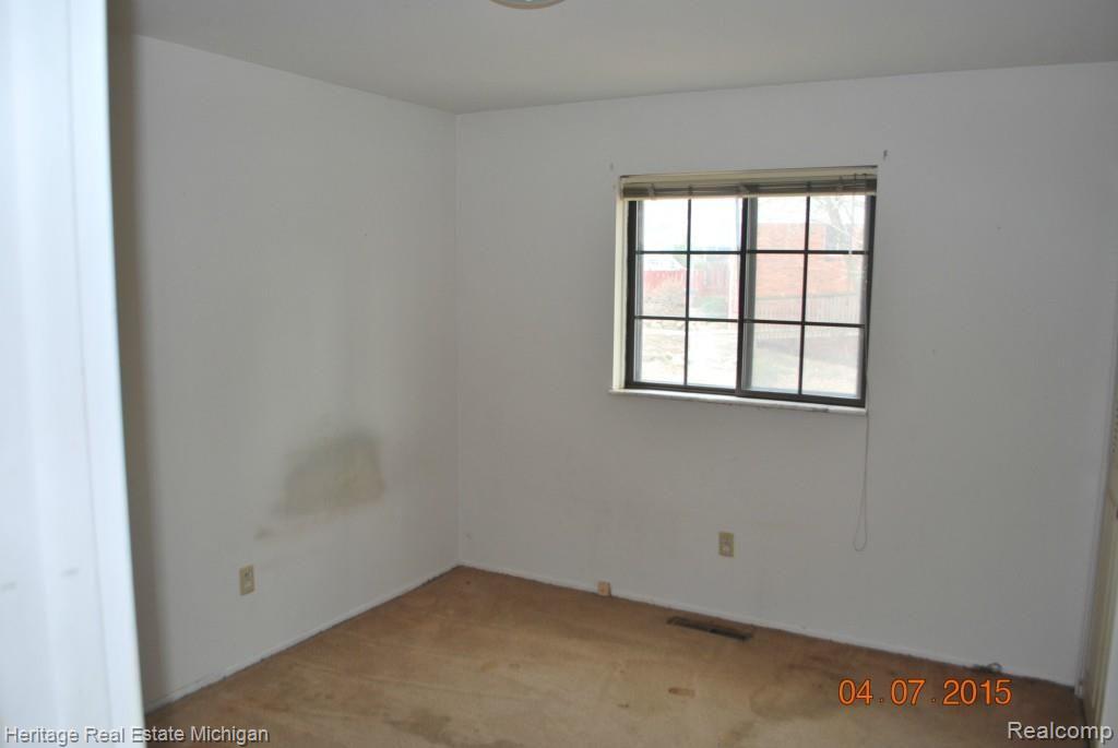 63 Endicott Howell, MI 48843 - Photo 25 of 39 bedroom 3
