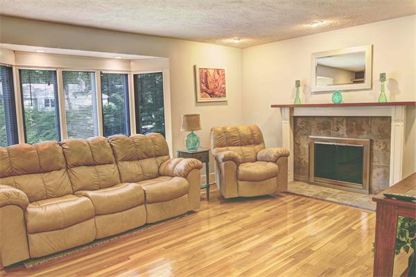 34 Long Meadow Road Chelmsford, MA 01824 - Photo 18 of 30 Gallery Image 18