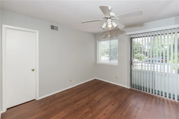 $2,000 | 3115 Helms Street, Unit 116, Austin, TX 78705