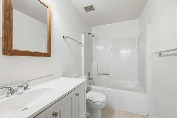 $1,800 | 14 Bethany Drive, Unit A, Pittsburgh, PA 15215