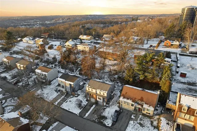 $2,000 | 14 Bethany Drive, Unit A, Pittsburgh, PA 15215