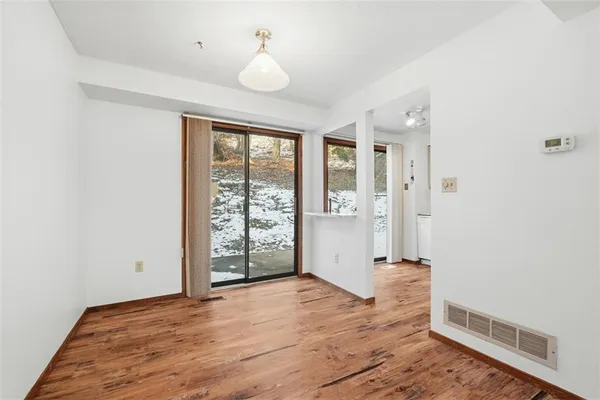 $1,800 | 14 Bethany Drive, Unit A, Pittsburgh, PA 15215