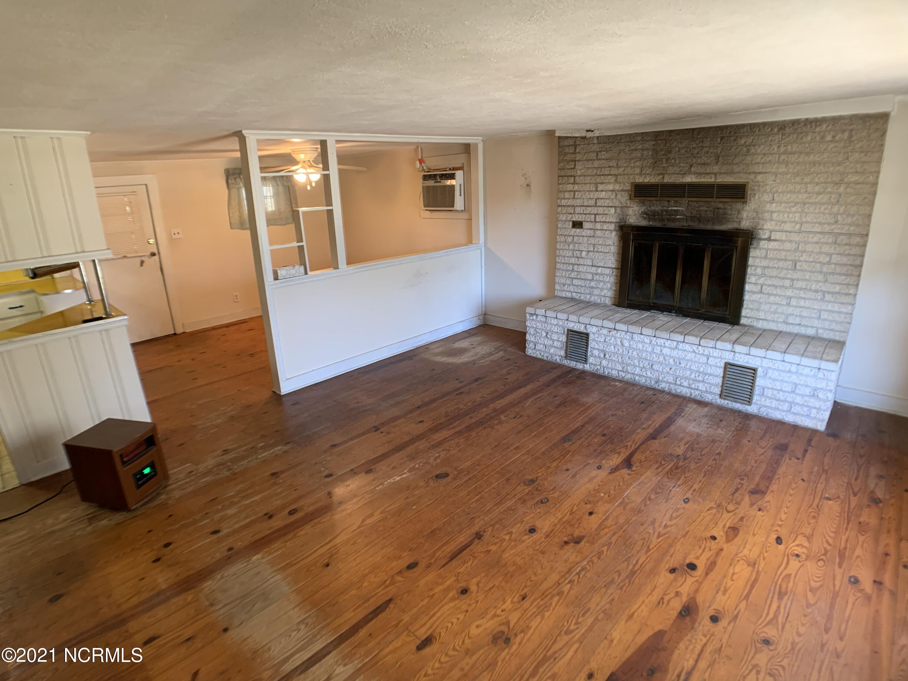 7518 Myrtle Grove Road Wilmington, NC 28409 - Photo 7 of 29 IMG_3132