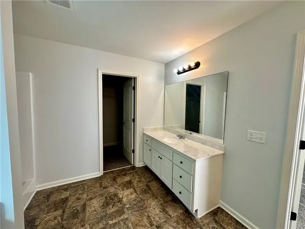 $2,500 | 712 Pinnacle Dr., Winder, GA 30680