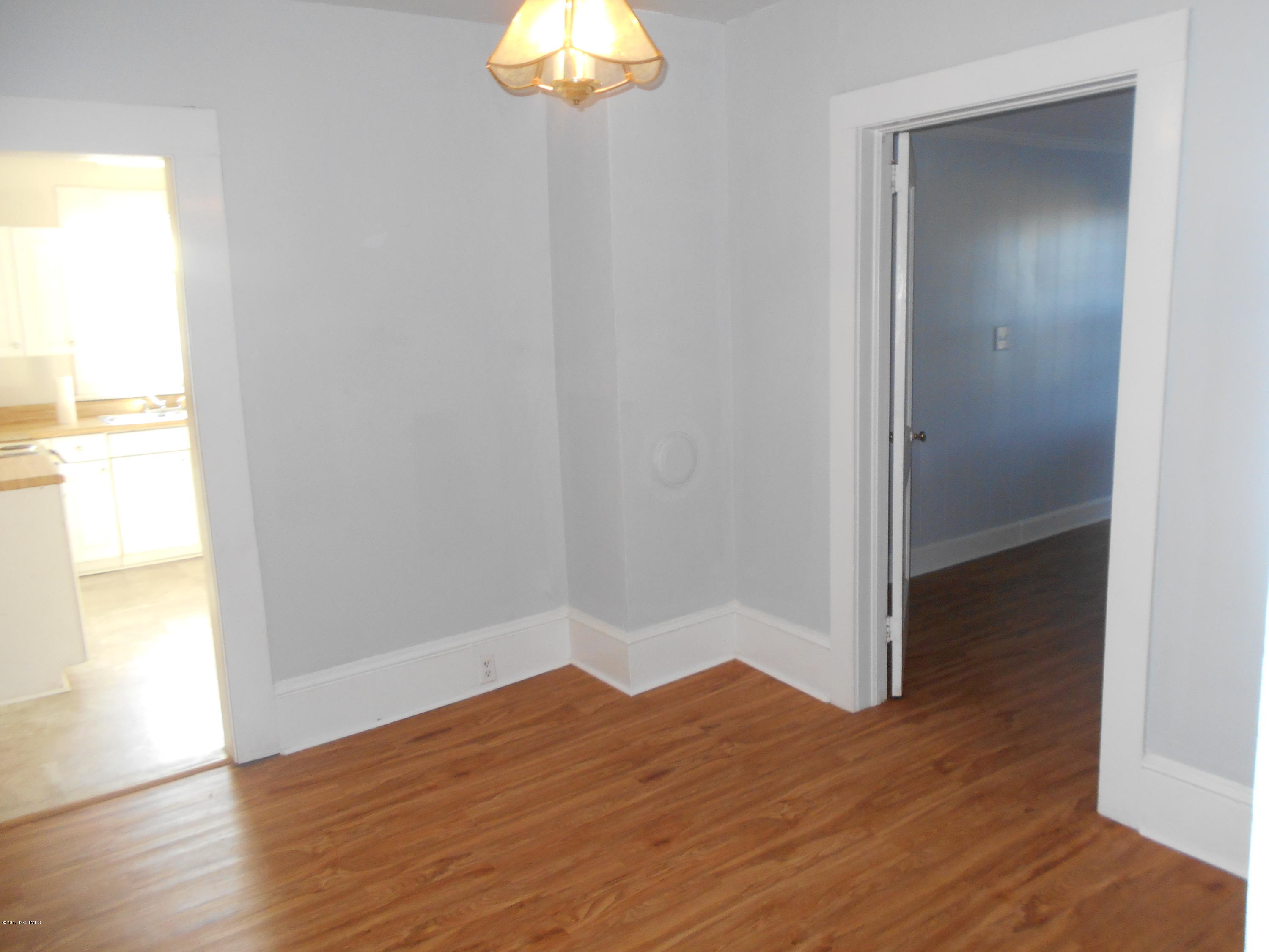 4726 Quaker Road Wilson, NC 27893 - Photo 20 of 33 Dining Room