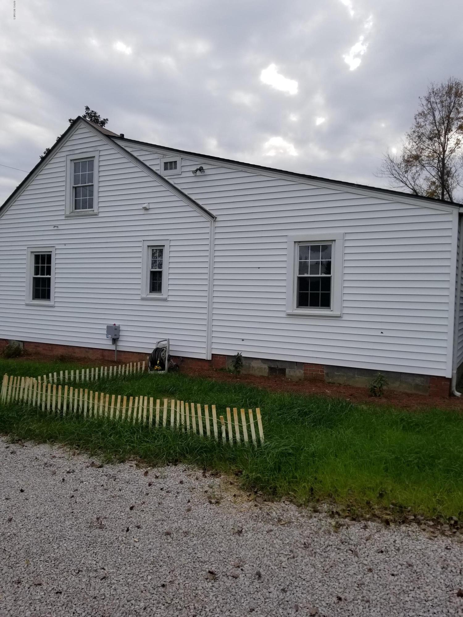 4726 Quaker Road Wilson, NC 27893 - Photo 7 of 33 20171202_095753