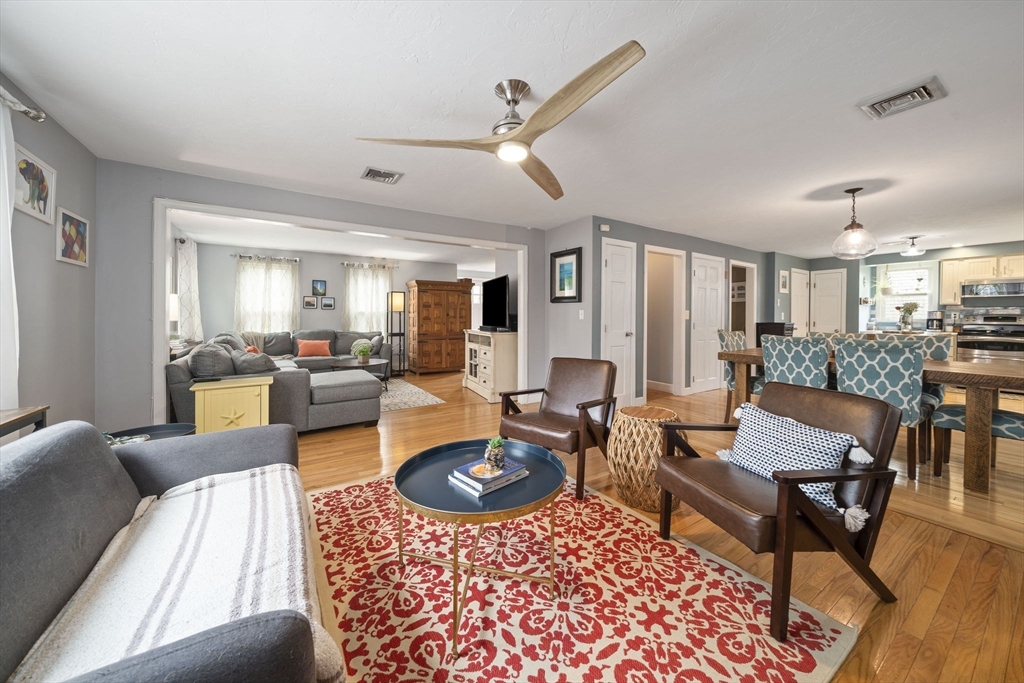 17 Eden Road Marshfield, MA 02050 - Photo 16 of 42