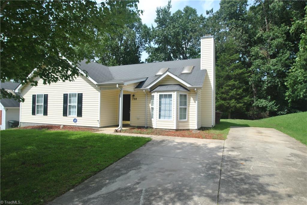 728 Fox Ridge Road Greensboro, NC 27406 - Photo 2 of 13 Gallery Image 2