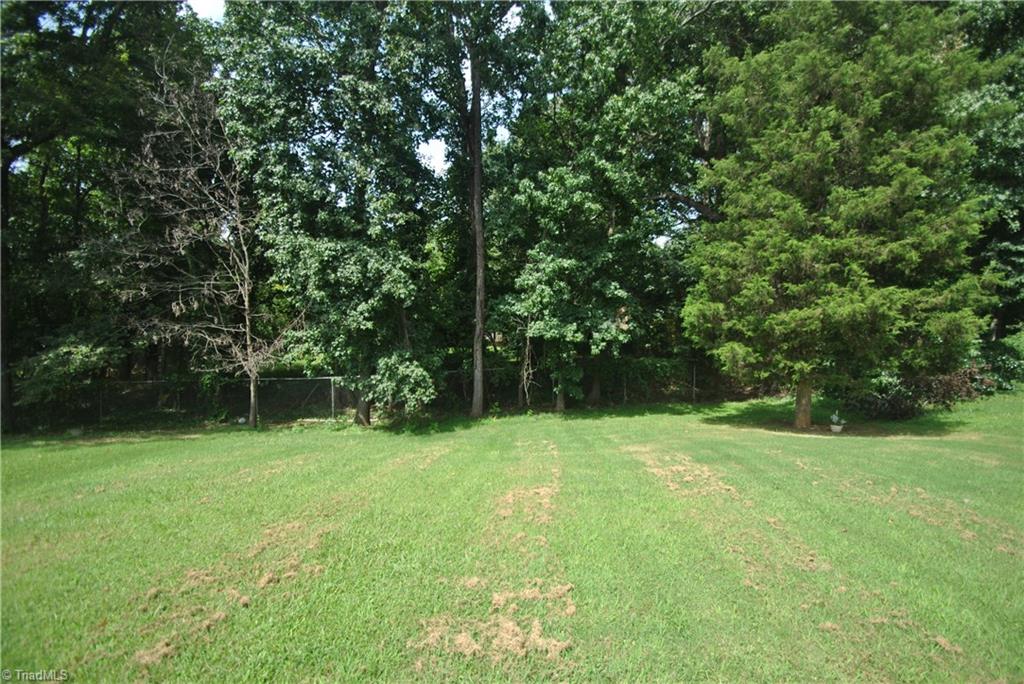 728 Fox Ridge Road Greensboro, NC 27406 - Photo 12 of 13 Gallery Image 12