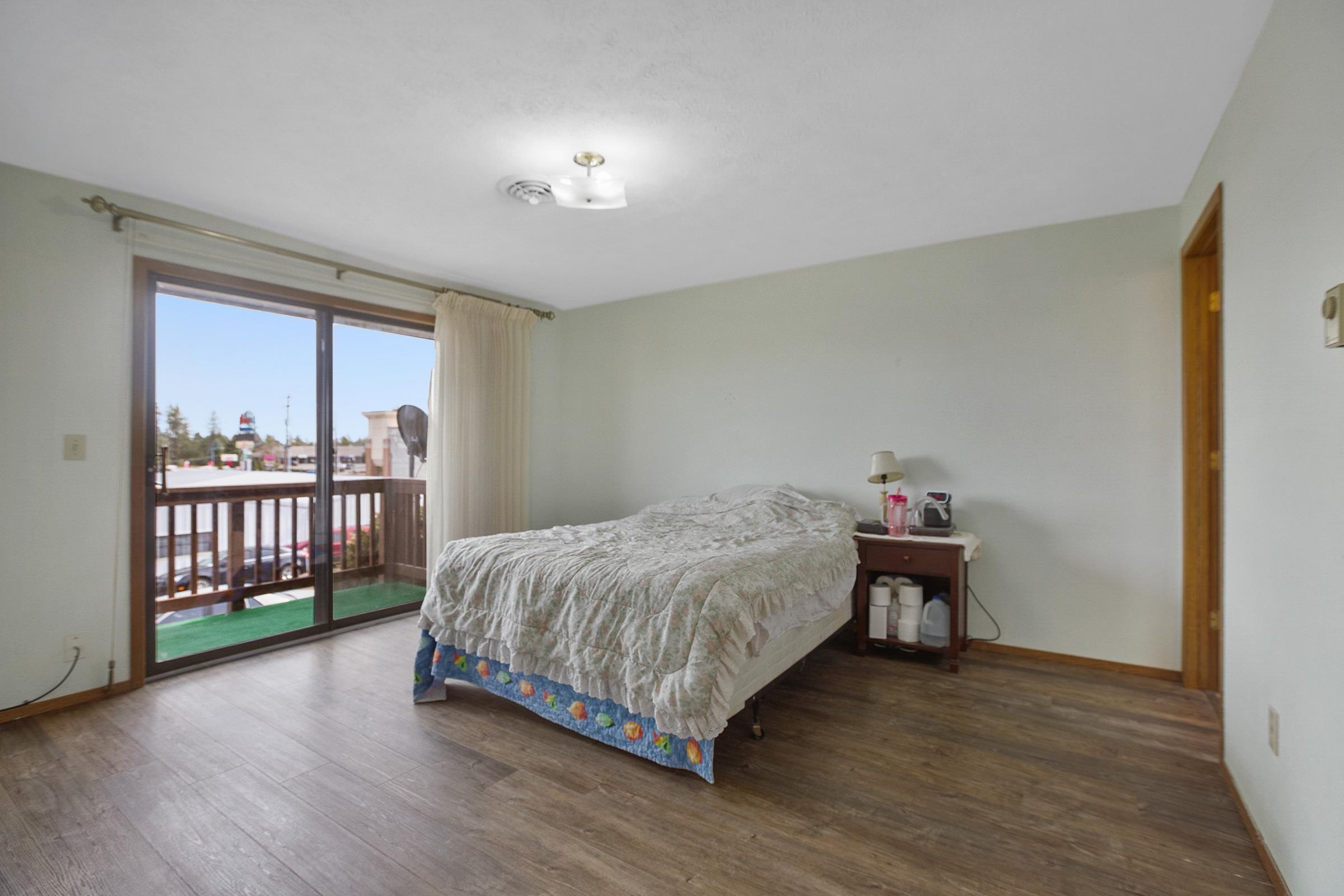1911 5th Street, Unit B Cheney, WA 99004 - Photo 9 of 19