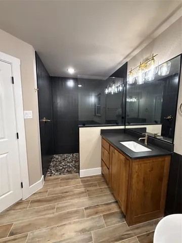 $575,000 | 175 Flint Lane, Chico, TX 76431