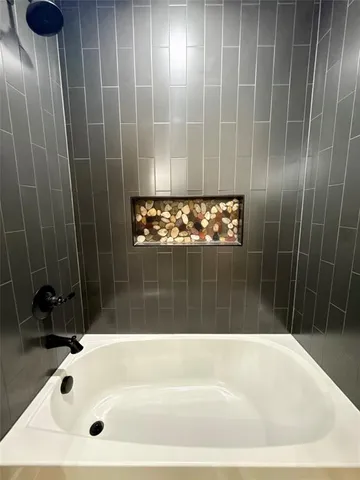 $575,000 | 175 Flint Lane, Chico, TX 76431