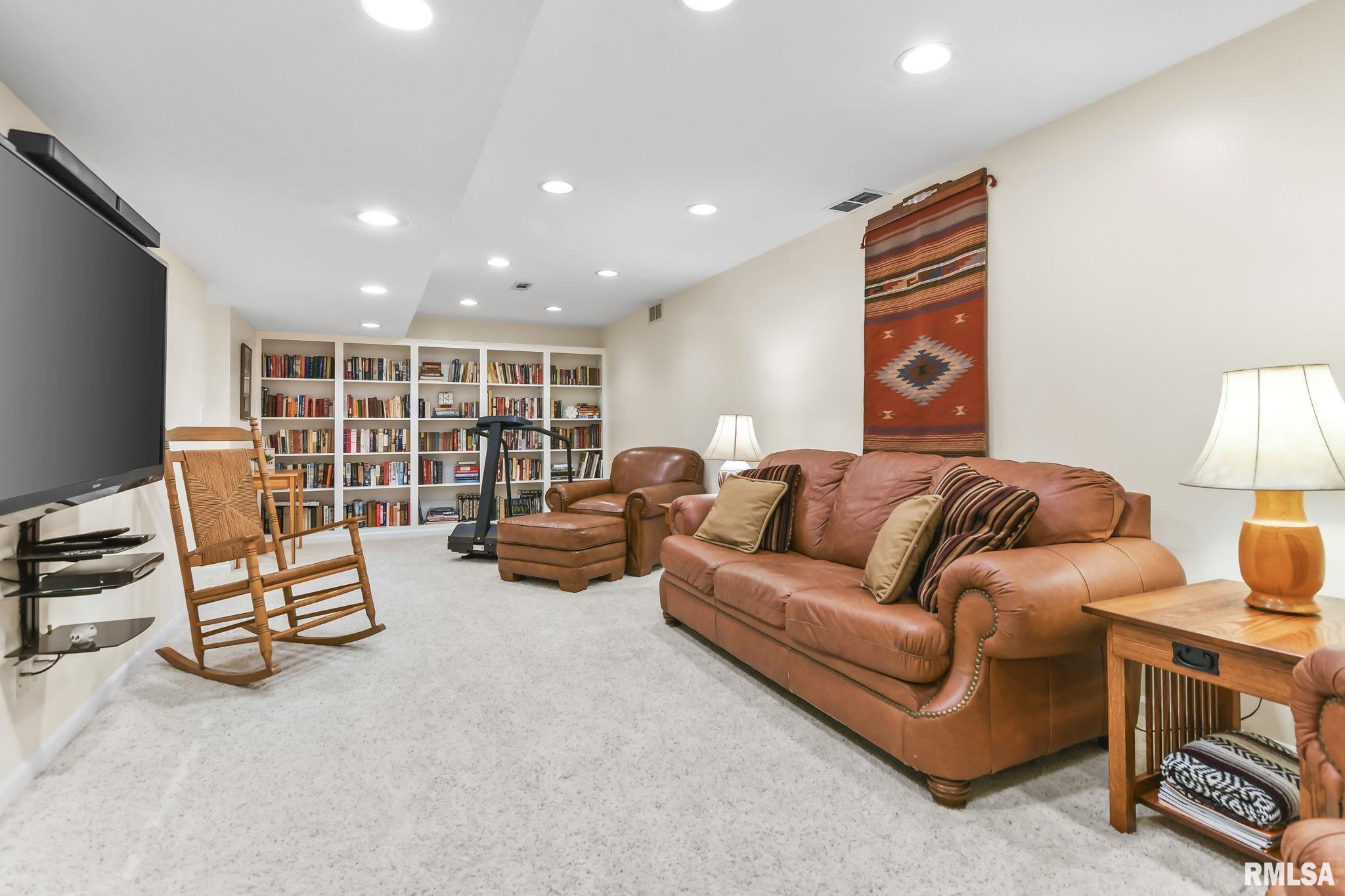 2824 Kipling Drive Springfield, IL 62711 - Photo 38 of 49