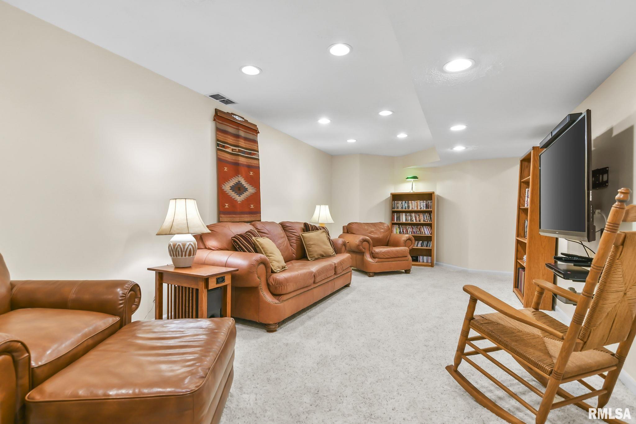 2824 Kipling Drive Springfield, IL 62711 - Photo 39 of 49