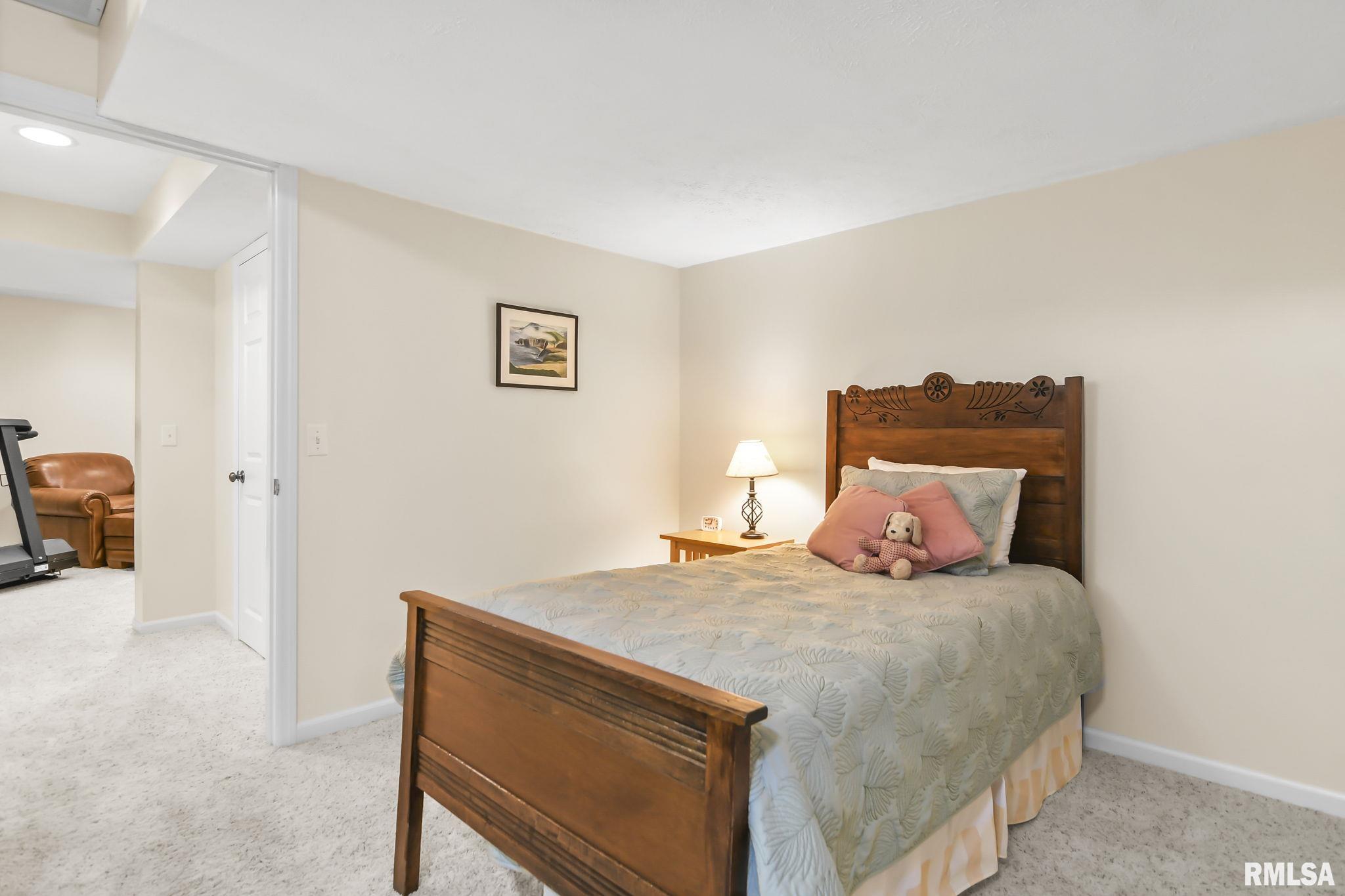 2824 Kipling Drive Springfield, IL 62711 - Photo 43 of 49