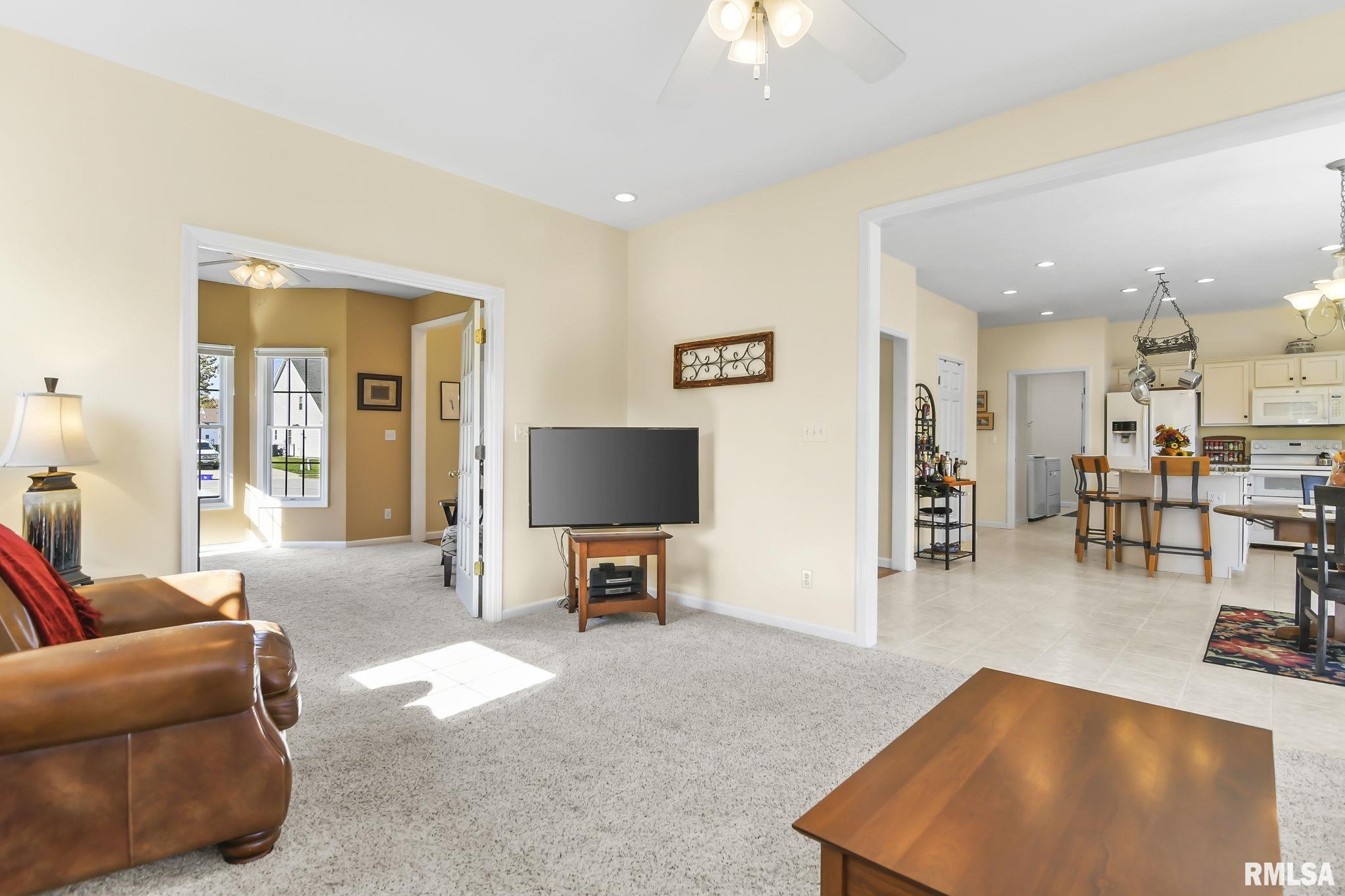 2824 Kipling Drive Springfield, IL 62711 - Photo 8 of 49