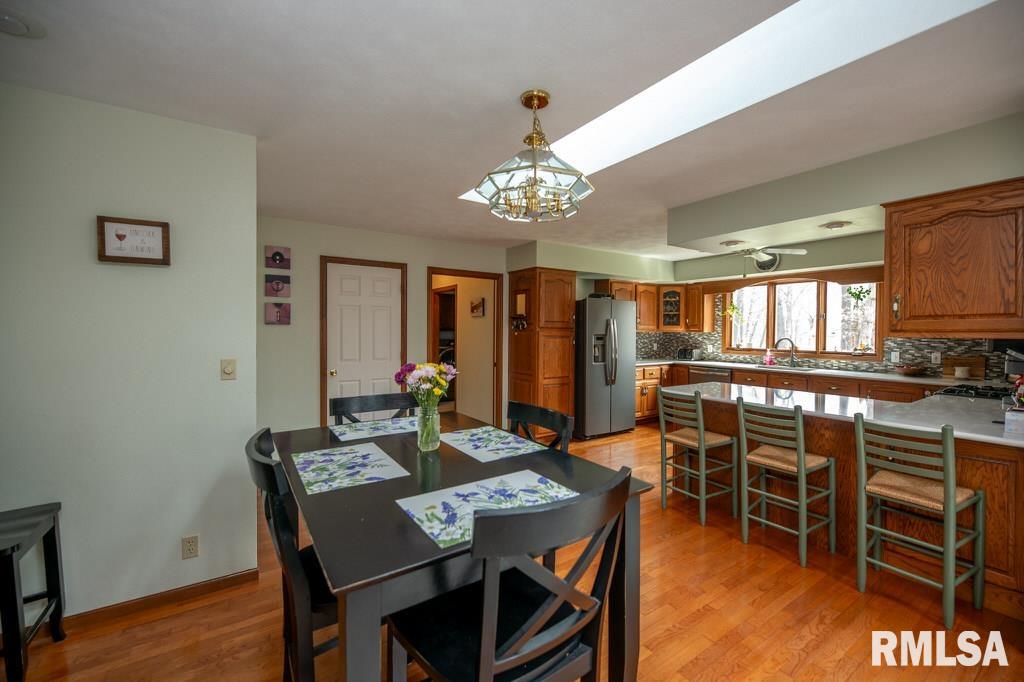 220 Deer Lakes Drive Goodfield, IL 61742 - Photo 10 of 69
