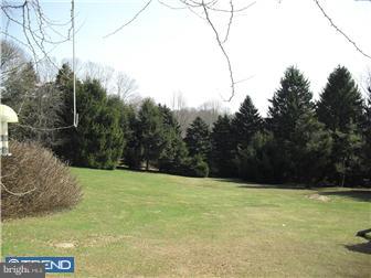 121 Round Hill Road Kennett Square, PA 19348 - Photo 10 of 12 View