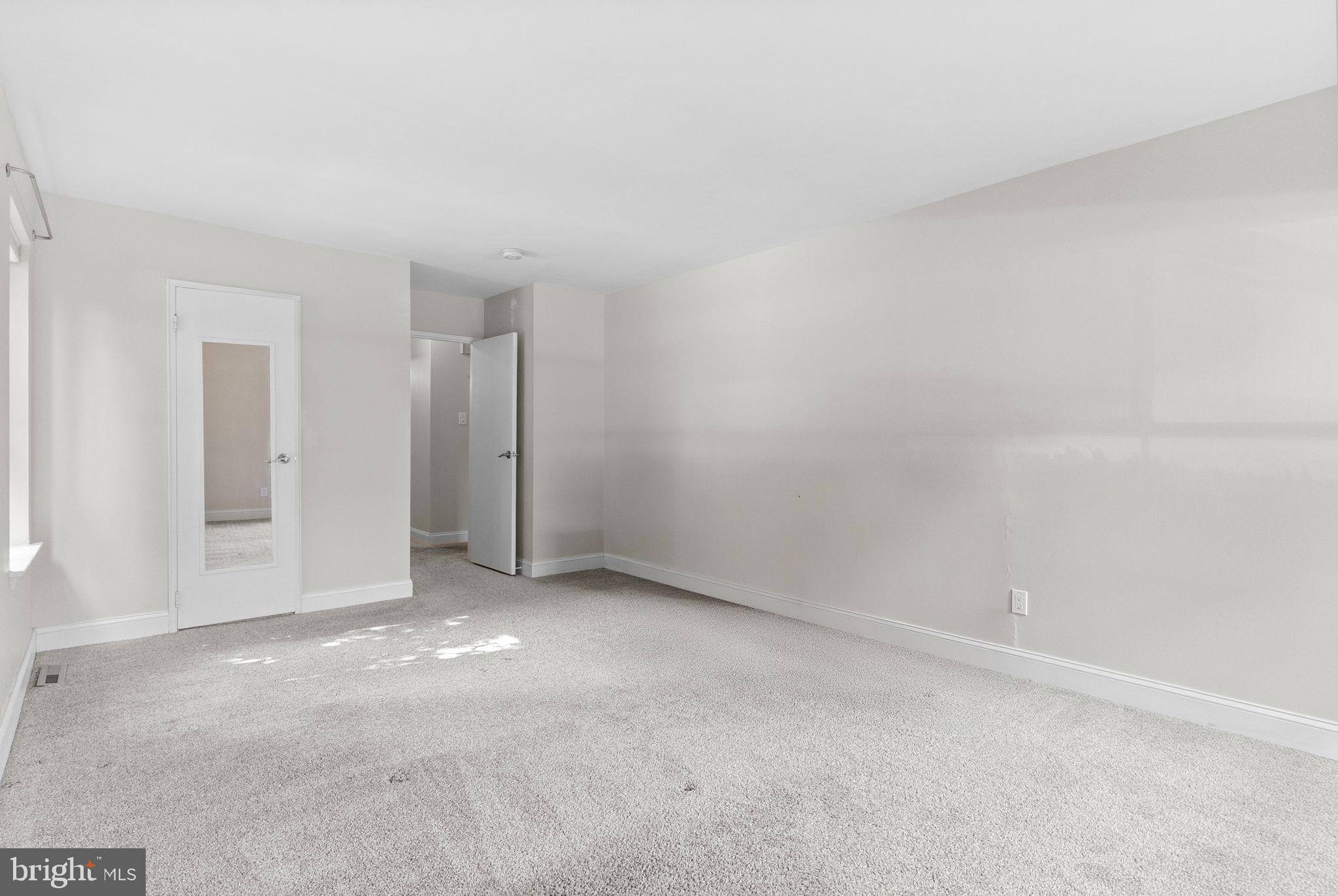 1402 Raintree Lane, Unit 1402 Malvern, PA 19355 - Photo 21 of 32 Spacious, light-filled room ready for your touch.