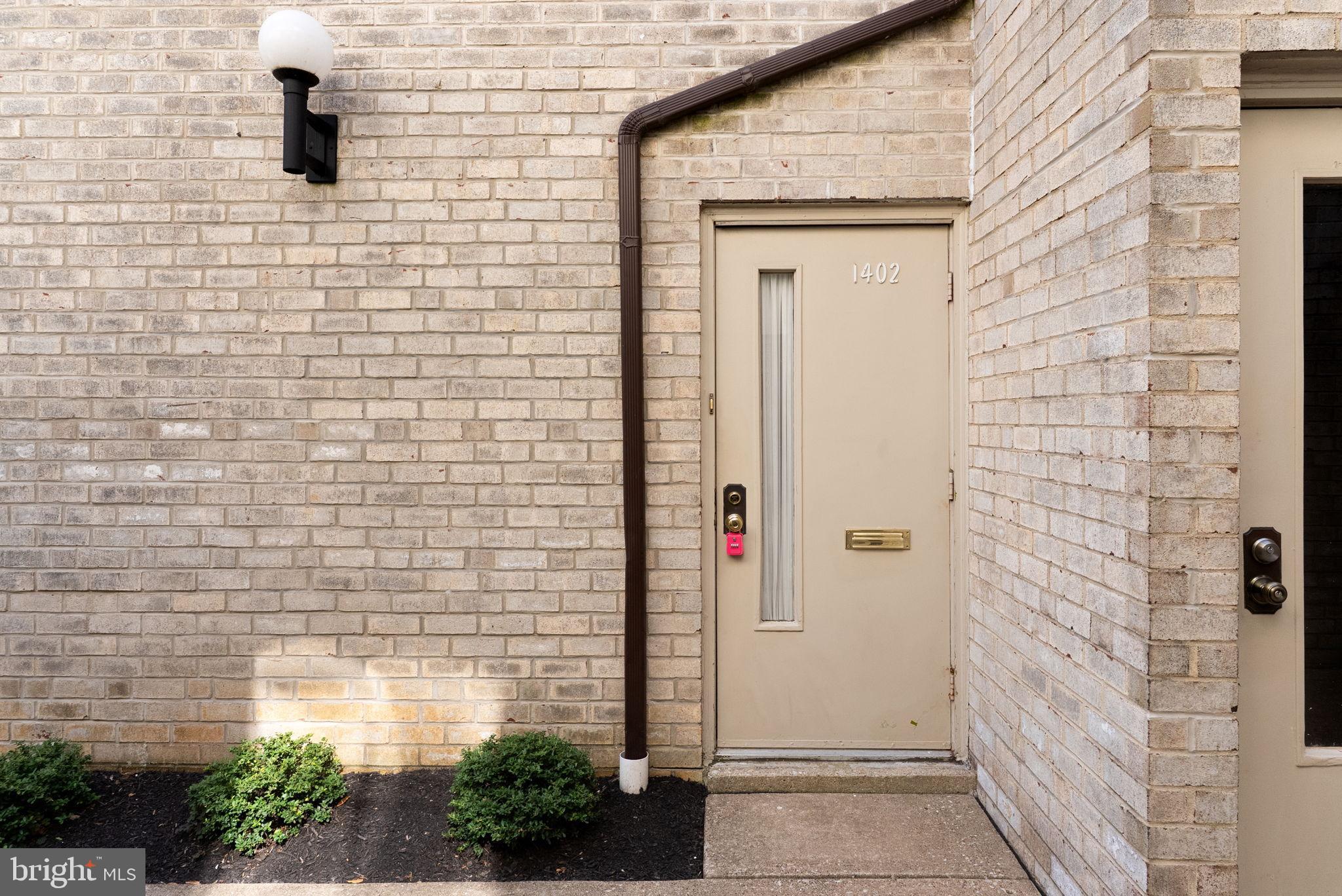 1402 Raintree Lane, Unit 1402 Malvern, PA 19355 - Photo 4 of 32 Gallery Image 4