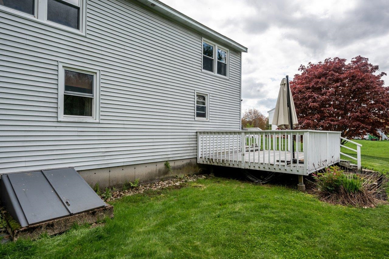 22 Pingree Hill Road Derry, NH 03038 - Photo 36 of 45