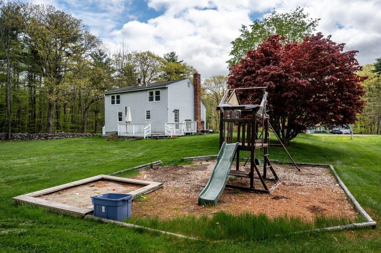 22 Pingree Hill Road Derry, NH 03038 - Photo 6 of 45