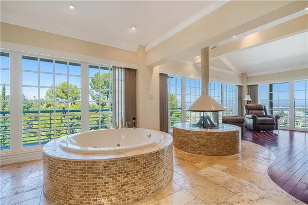 $2,699,995 | 4615 White Oak Place, Encino, CA 91316