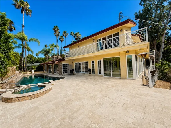 $2,699,995 | 4615 White Oak Place, Encino, CA 91316