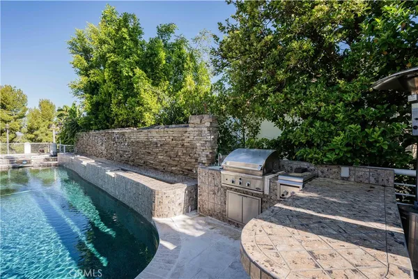 $2,699,995 | 4615 White Oak Place, Encino, CA 91316