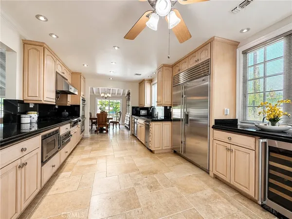 $2,699,995 | 4615 White Oak Place, Encino, CA 91316