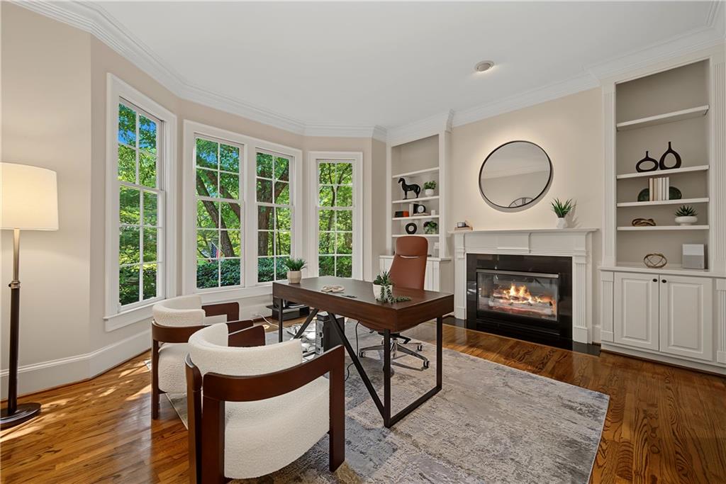 82 Blackland Road Northwest Atlanta, GA 30342 - Photo 6 of 42 Gallery Image 6