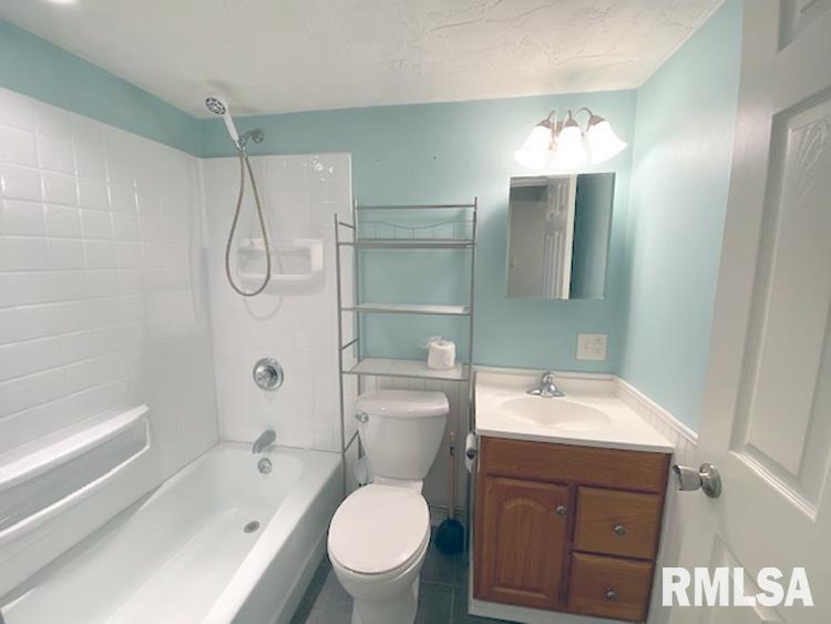 847 Custer Place Canton, IL 61520 - Photo 20 of 25 Gallery Image 20