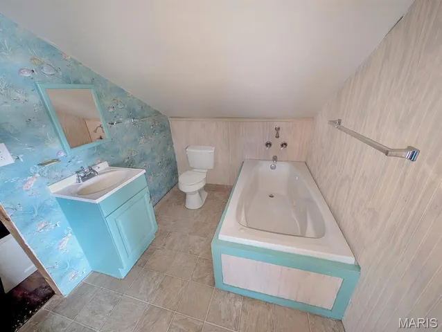 $184,900 | 401 George Street, Alton, IL 62002