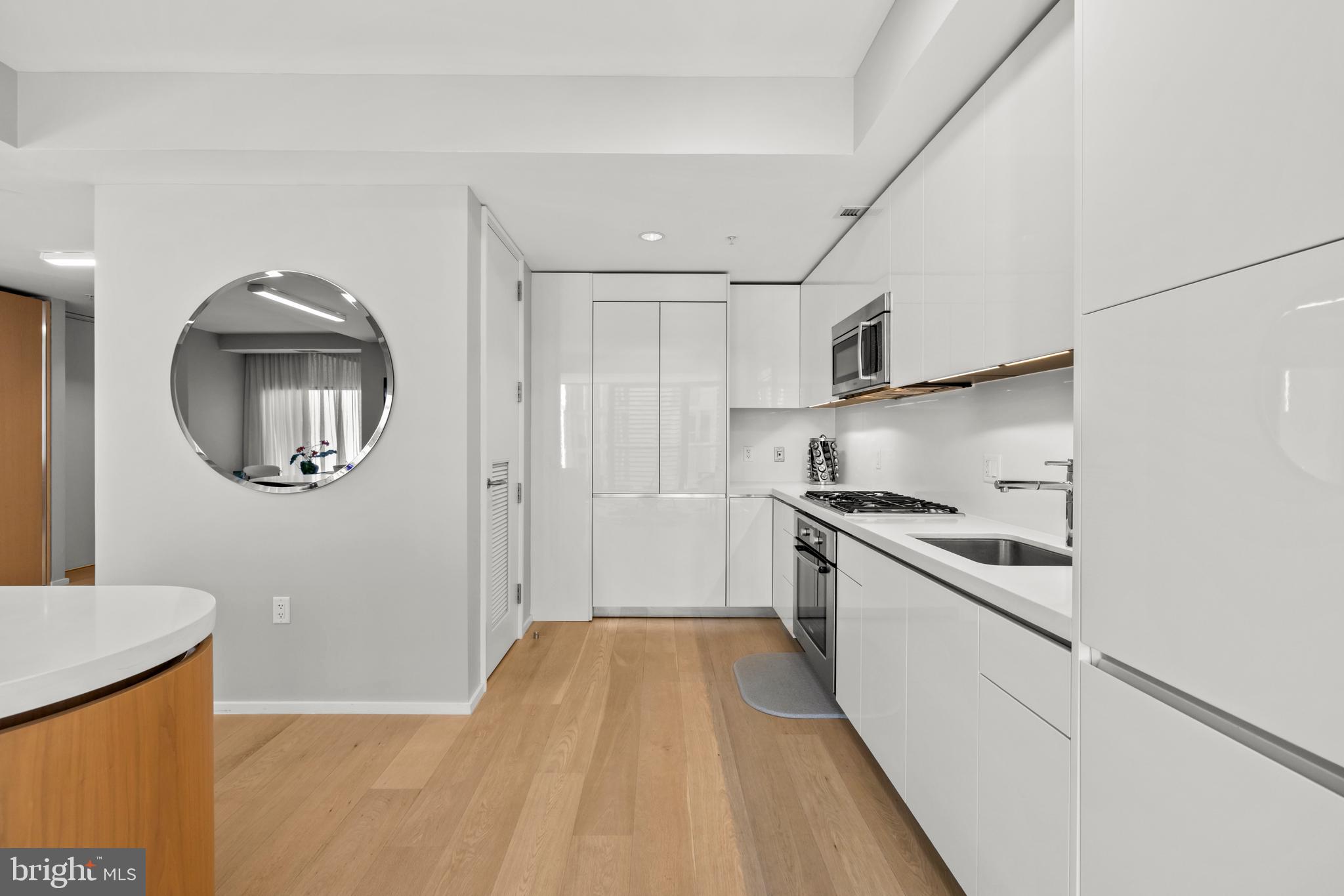 920 I Street Northwest, Unit 504505 Washington, DC 20001 - Photo 23 of 68