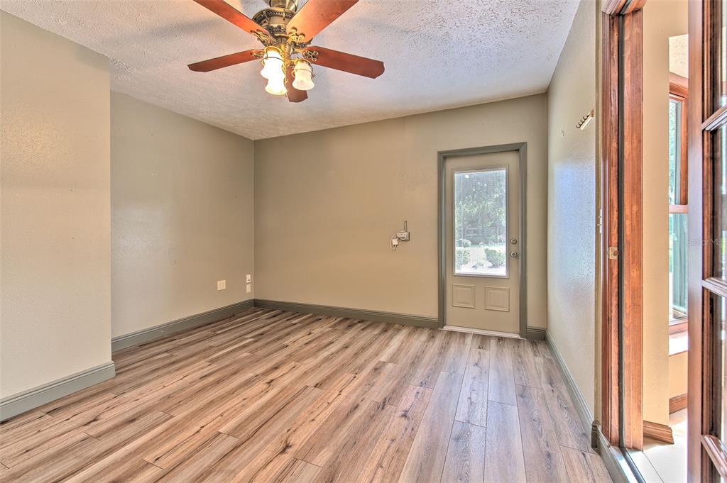 2102 Whitlock Place Dover, FL 33527 - Photo 16 of 45