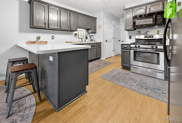 $285,000 | 101 East Harrisonville Drive, Valmeyer, IL 62295