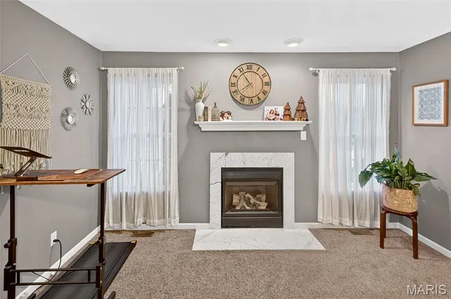 $285,000 | 101 East Harrisonville Drive, Valmeyer, IL 62295